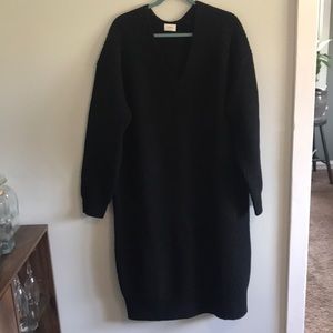 Aritzia Wilfred Seville dress in black